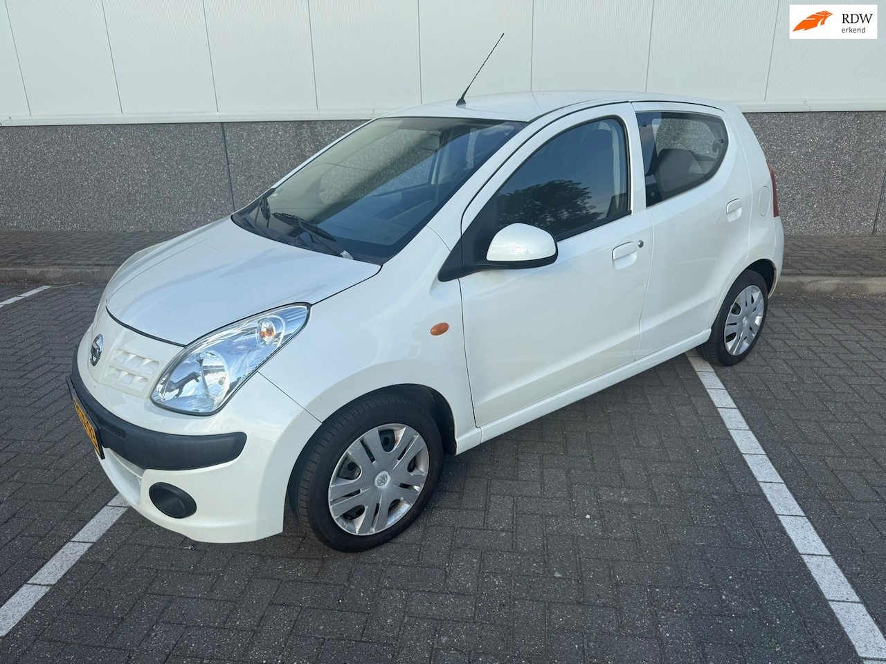 Nissan Pixo - 1.0 Acenta airco - AutoWereld.nl