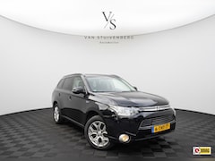 Mitsubishi Outlander - 2.0 PHEV instyle LEDER TREKHAAK PANORAMADAK