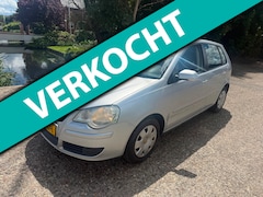 Volkswagen Polo - 1.4-16V Optive