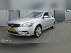 Kia Cee'd Sporty Wagon - 1.4 CVVT X-ecutive