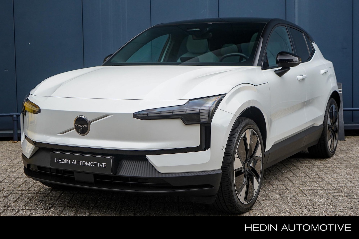 Volvo EX30 - Single Motor Extended Range Ultra 69 kWh | 360 graden camera | Harman/kardon audio | Keyle - AutoWereld.nl