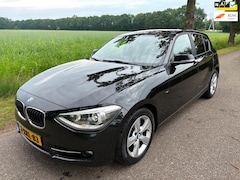 BMW 1-serie - 114i EDE Corporate Edition Sport/Zeer netjes/Boekjes/Airco/Xenon