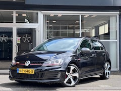 Volkswagen Golf - 2.0 TSI GTI NIEUWE MOTOR / AUTO / CLIMA / CRUISE / NAVI
