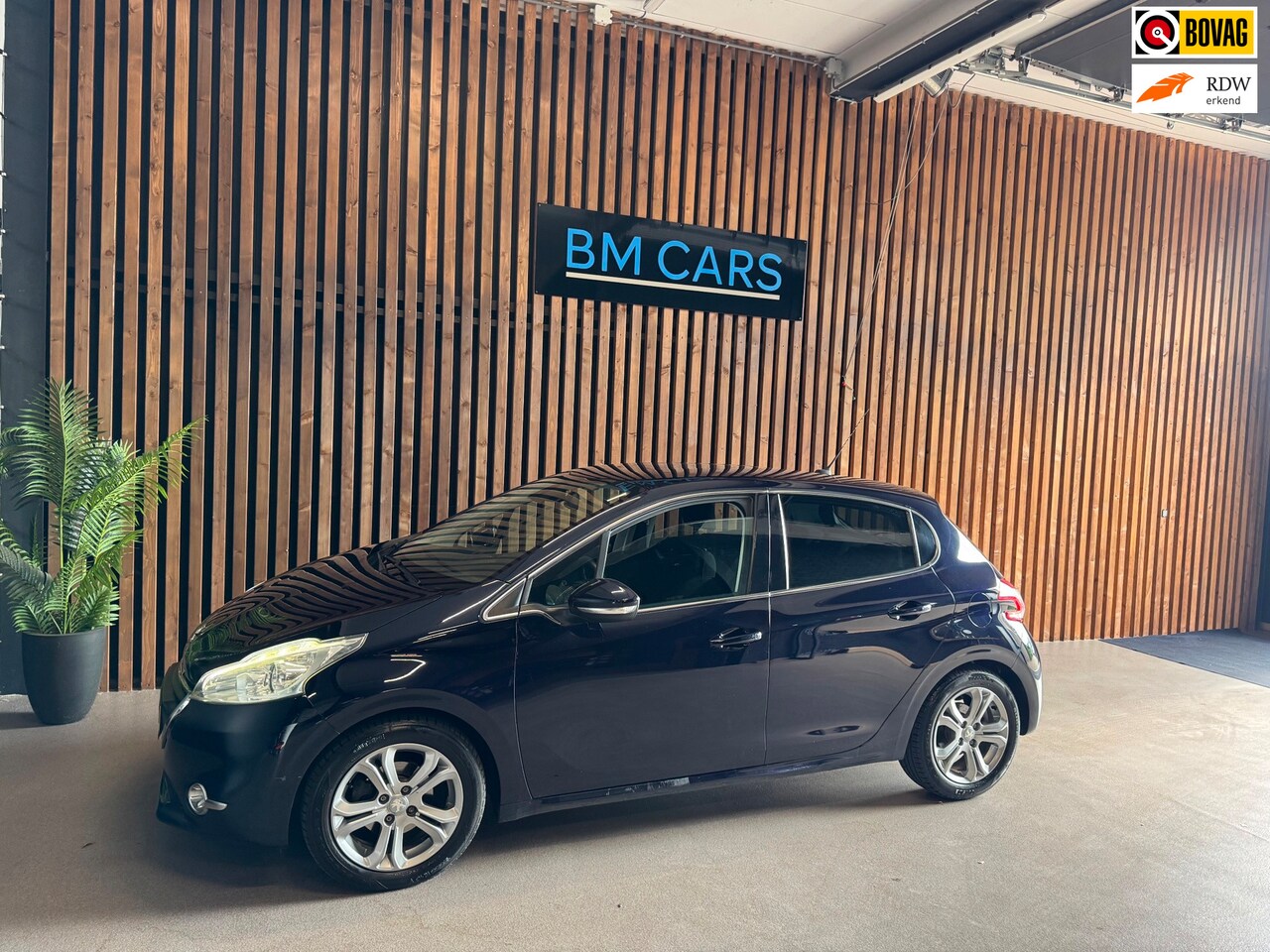 Peugeot 208 - 1.6 VTi Allure Airco, Led, New APK - AutoWereld.nl