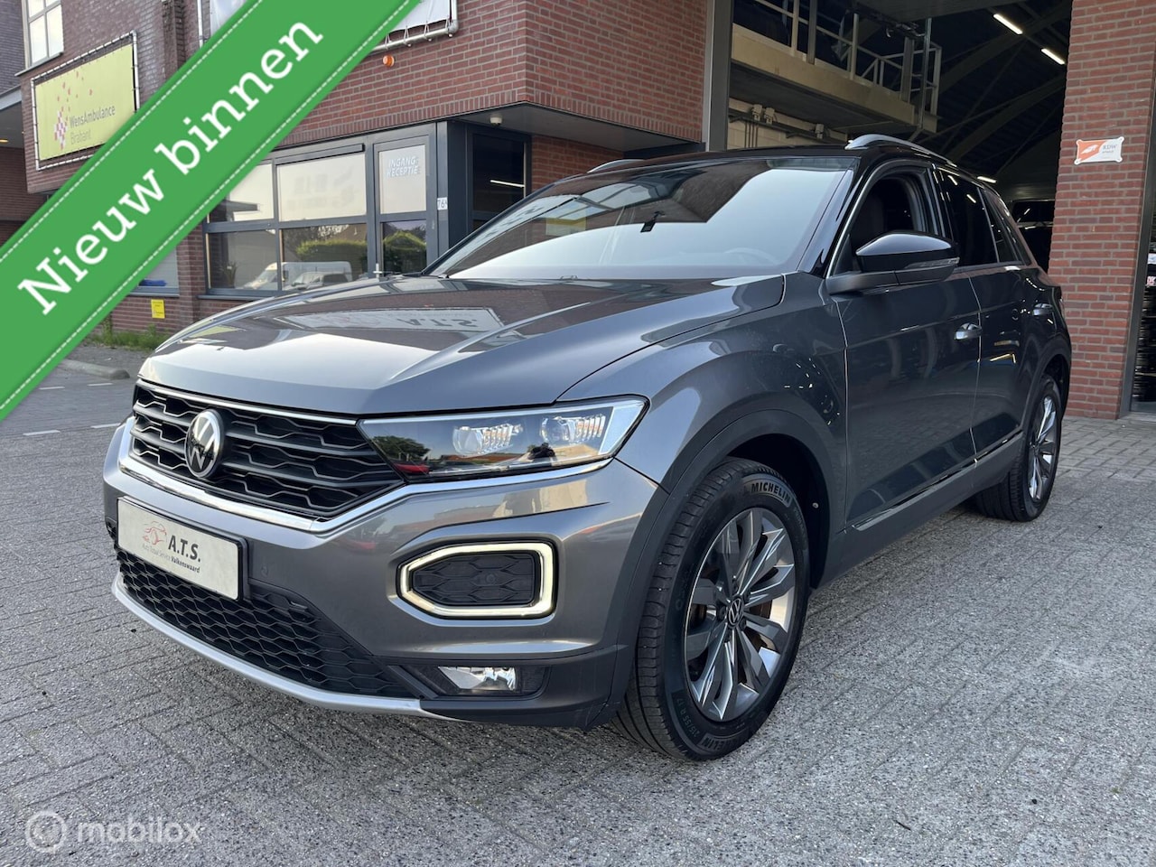 Volkswagen T-Roc - 1.5 TSI Sport LED*NAVI*CAMERA*ACC*CARPLAY* - AutoWereld.nl