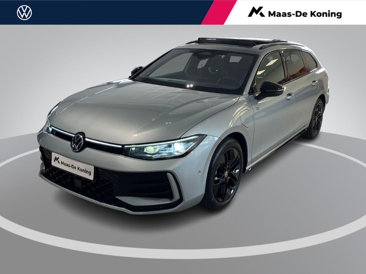 Volkswagen Passat Variant - 1.5eHybrid 200kW/272PK R-Line Black Style DSG · Panoramadak · Trekhaak · Leder · Harman Ka - AutoWereld.nl