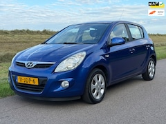 Hyundai i20 - 1.4i i-Catcher | Dealer OH | Climate | Leder