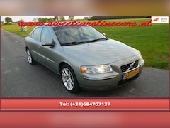 Volvo S60 - 2.0T Drivers Edition, Airco, Cruise, Elec.pakket, Lmv's, Trekhaak....VOL