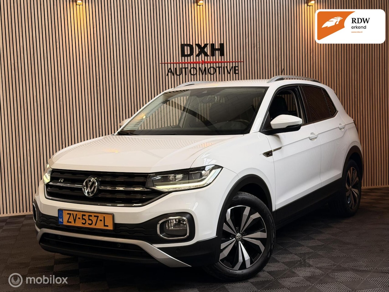 Volkswagen T-Cross - 1.0 TSI DSG R-Line Beats CARPLAY VIRTUAL - AutoWereld.nl