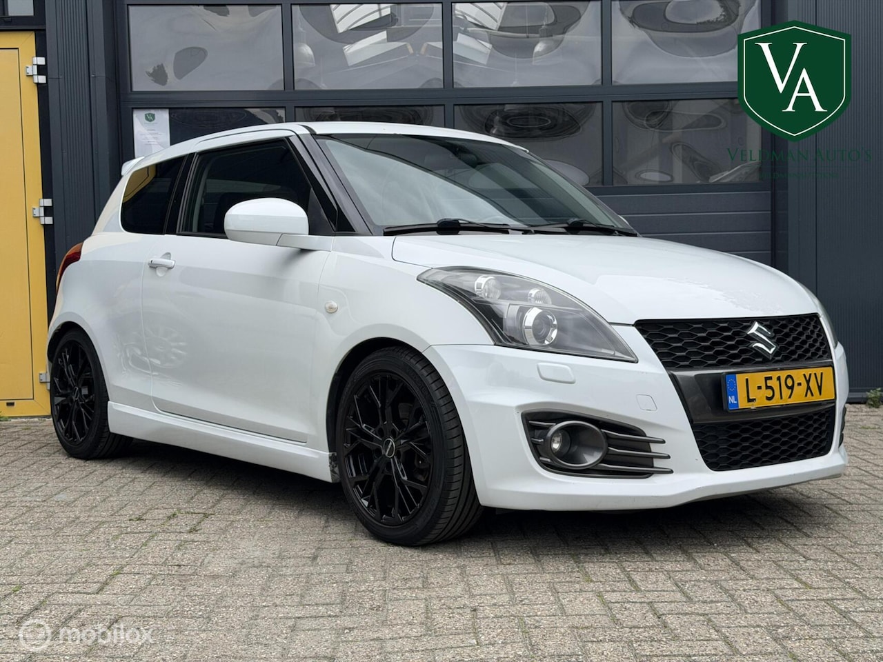 Suzuki Swift - 1.6 Sport | Cruise | Airco | Keyless - AutoWereld.nl