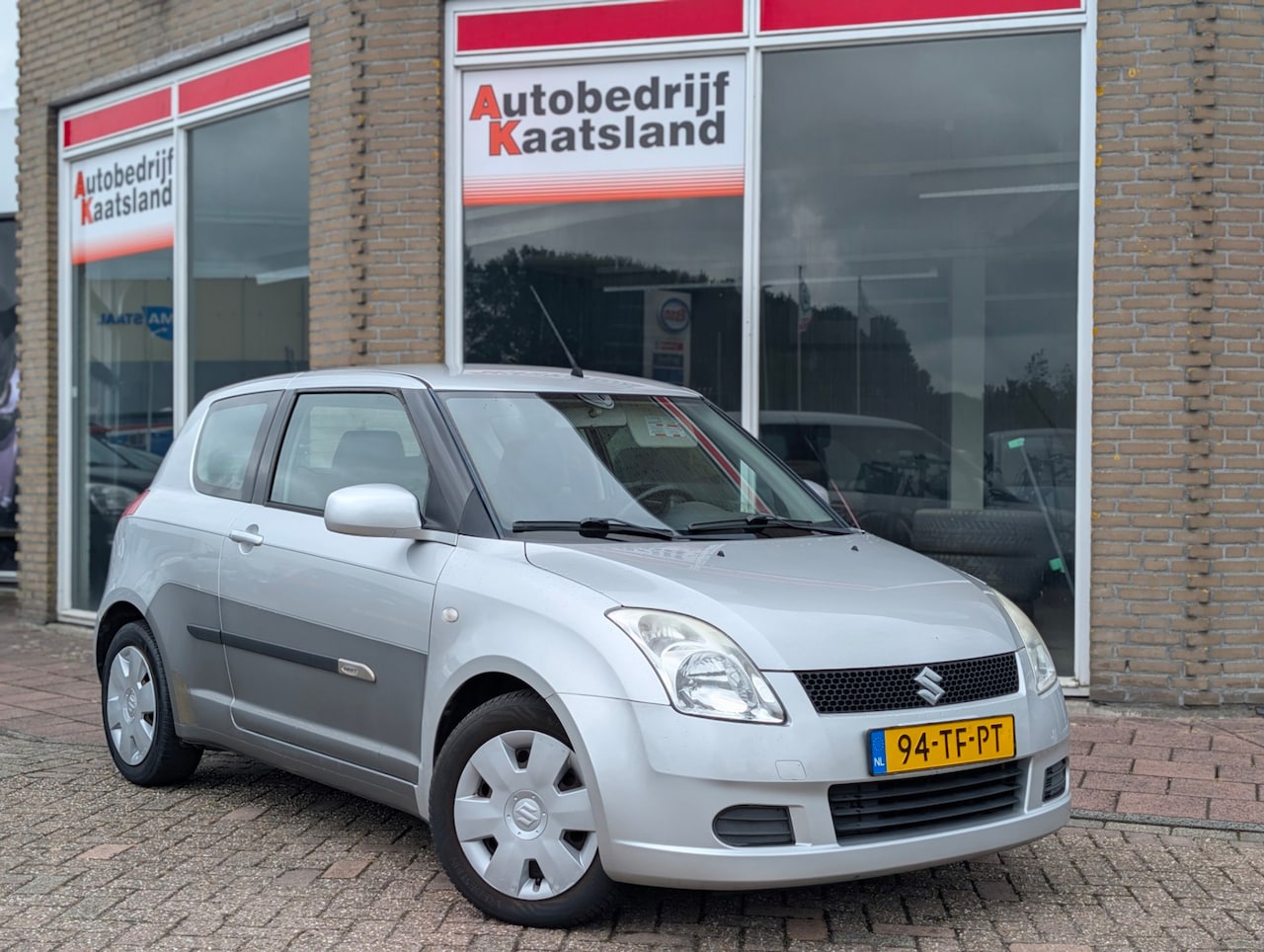 Suzuki Swift - 1.3 GLS - Airco - Elek ramen - AutoWereld.nl