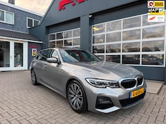 BMW 3-serie Touring - 330i High Executive Edition M-Sport / Pano / Trekhaak / NL auto met NAP