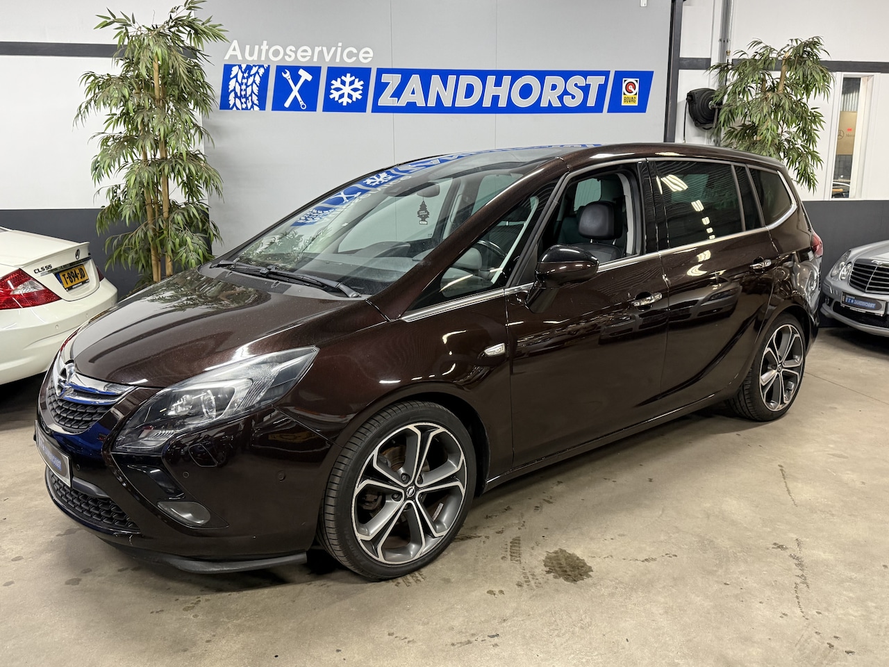 Opel Zafira Tourer - 1.4 Cosmo 7p. // Panodak // Half Leer // 18 inch - AutoWereld.nl