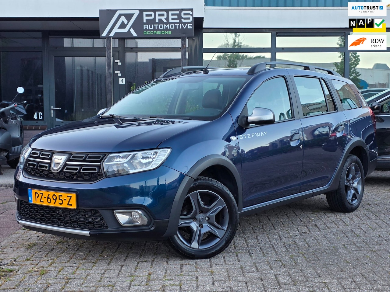 Dacia Logan MCV - 0.9 TCe Stepway |AIRCO|CRUISE|NAVI|CAMERA - AutoWereld.nl