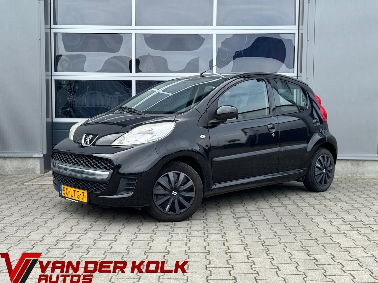 Peugeot 107 - 1.0-12V Urban Move | 5 Deurs | Airco - AutoWereld.nl