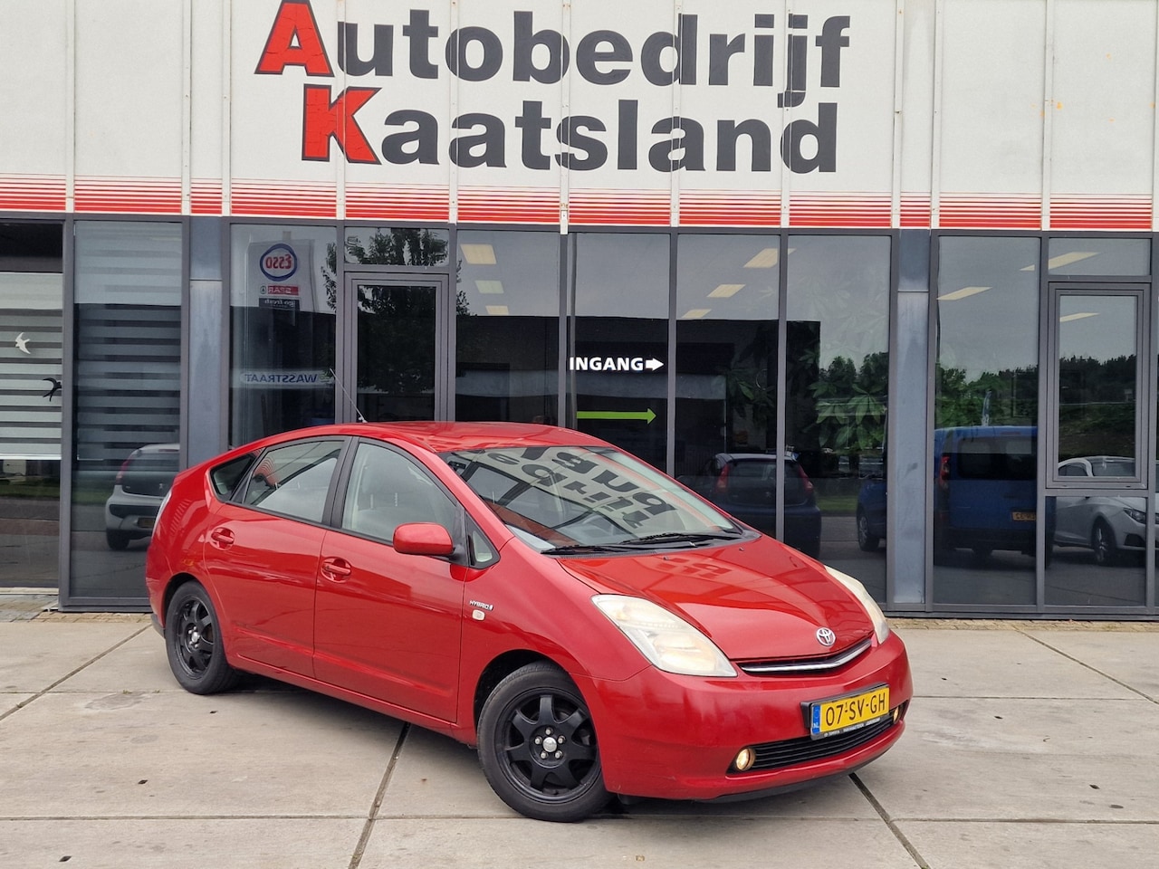 Toyota Prius - 1.5 VVT-i Business Edition - Navi - Clima - Cruise - - AutoWereld.nl