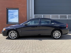 Volvo S60 - 2.5T Handbak Momentum - schuifdak