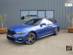 BMW 3-serie Touring - 320e M Sport * Laser * 19" * M Kuipstoelen el. * Memory * Camera * Android/Carplay * Top c