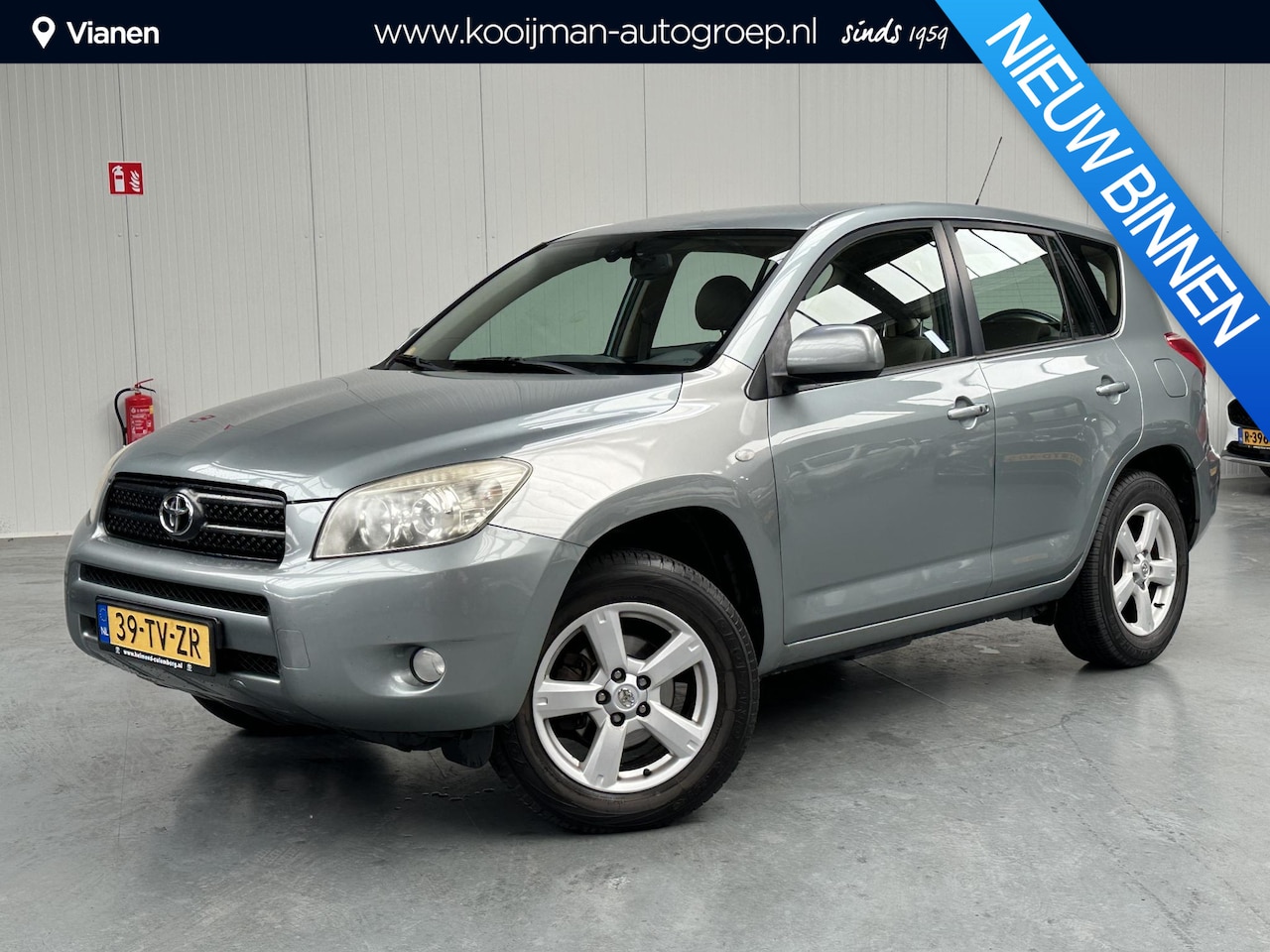 Toyota RAV4 - 2.0 VVTi Executive Dealeronderhouden, keurige staat, cruise control, afneembare trekhaak - AutoWereld.nl