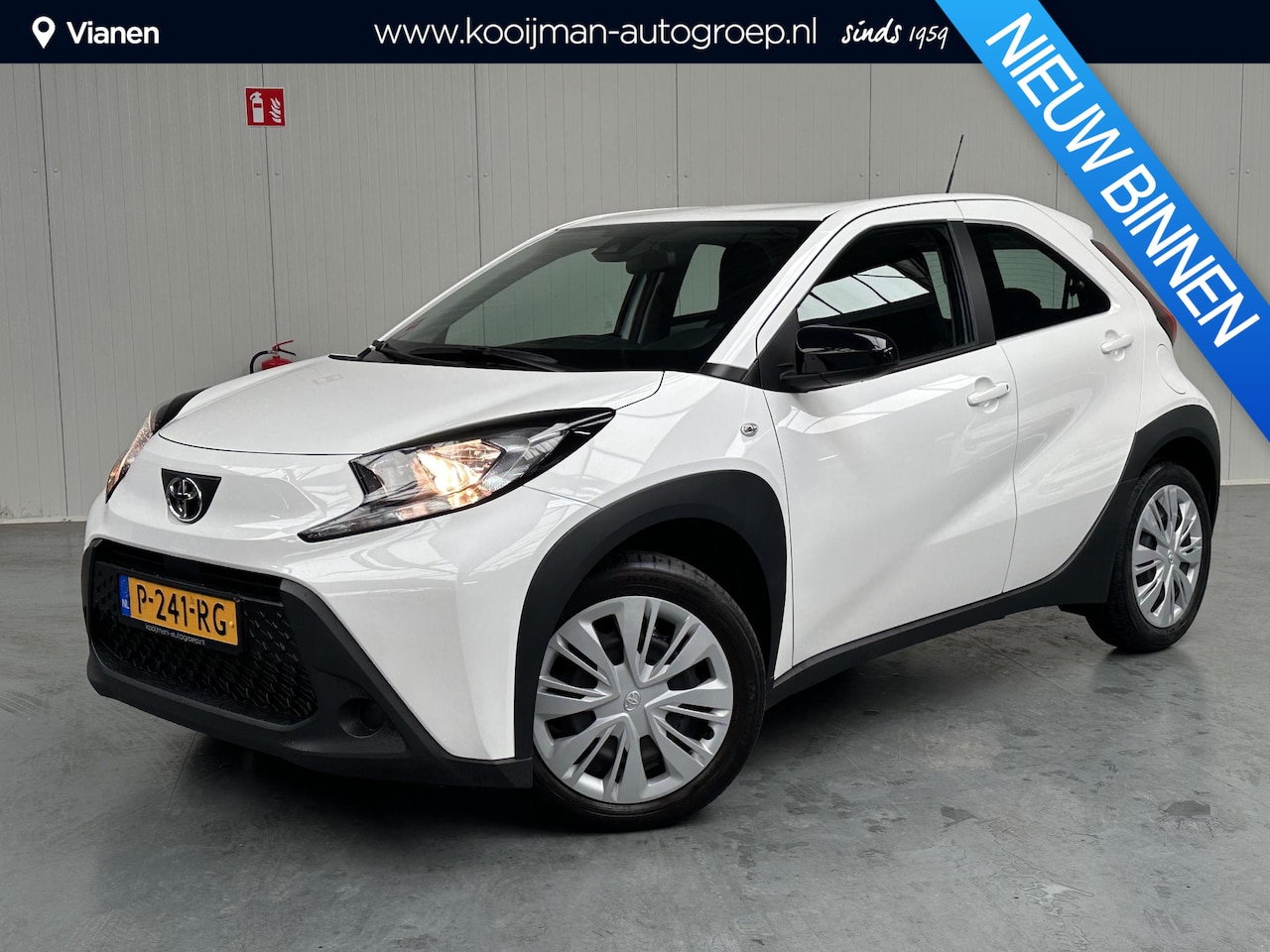 Toyota Aygo X - 1.0 VVT-i S-CVT Play Toyota Toyota aygo x - AutoWereld.nl