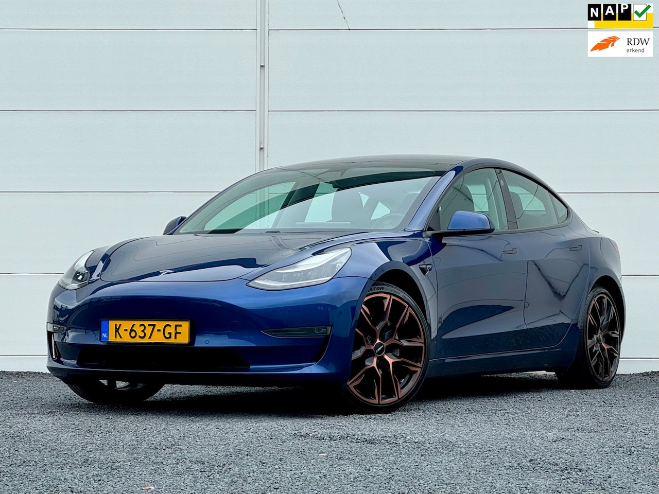 Tesla Model 3 - Long Range RWD Long Range AWD SOH 88% Org NL FSD Pano Warmtepomp 360 Camera 20 Inch Memory seats Leer Dod - AutoWereld.nl