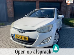 Hyundai i20 - 1.2i i-Motion 5drs AIRCO TREKHAAK ISOFIX