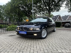 BMW 5-serie - 528i Executive, gr. beurt, trekhaak
