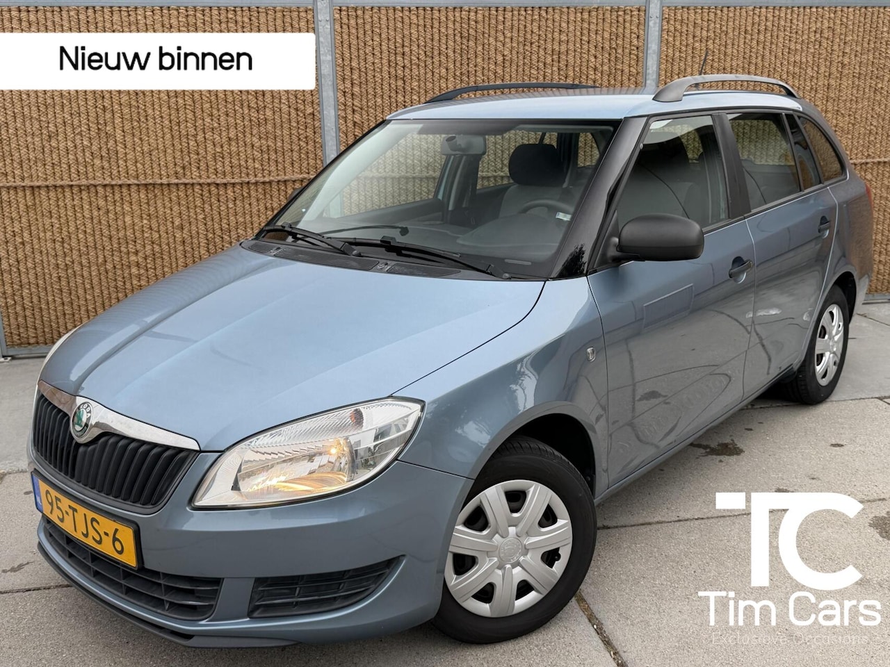 Skoda Fabia Combi - 1.2-12V Fresh Airconditioning | Trekhaak | Elektrische ramen voor | Stuurbekrachtiging | R - AutoWereld.nl