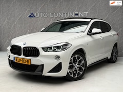 BMW X2 - SDrive20i 192 PK M-Pakket / Panorama
