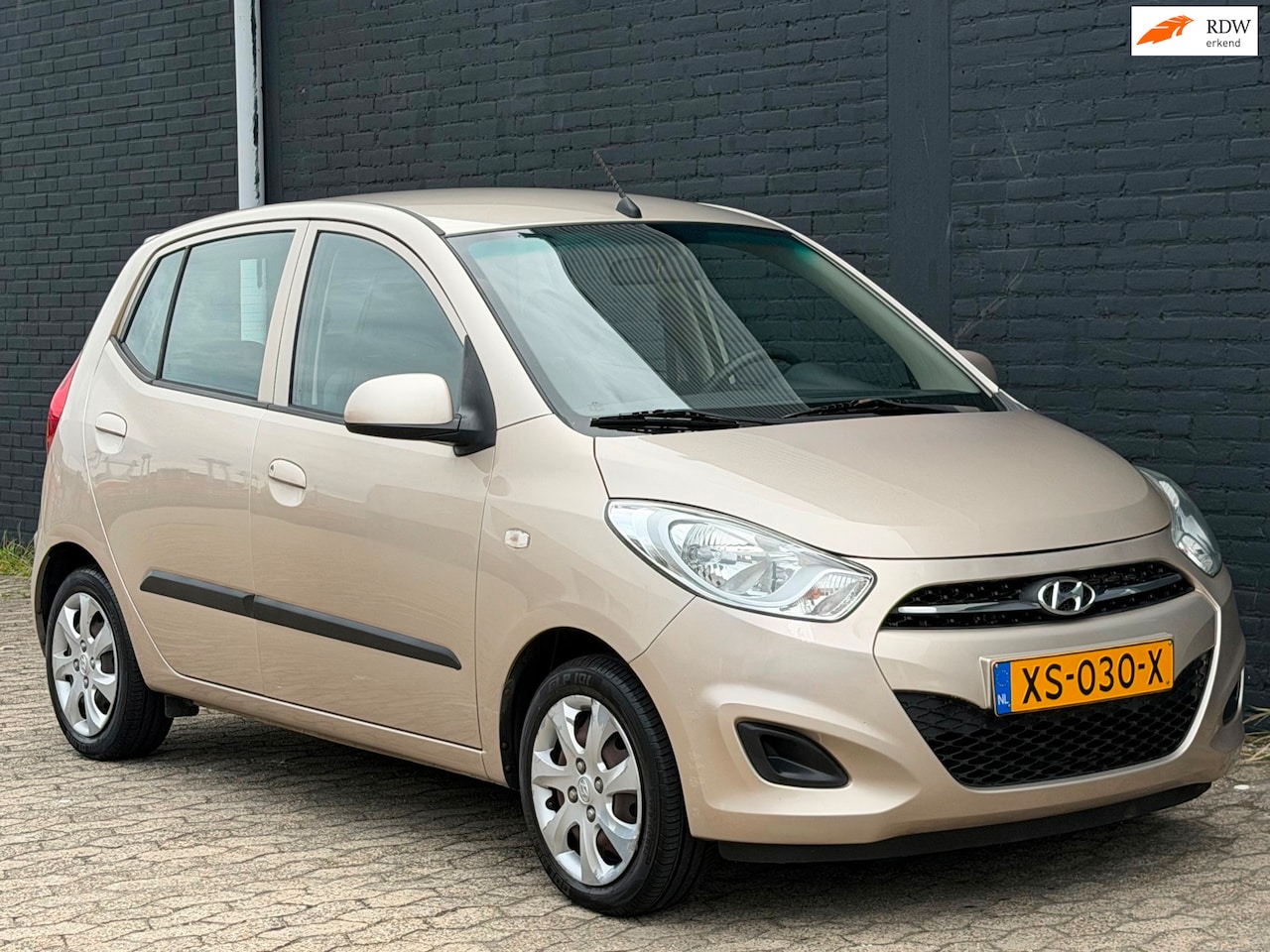 Hyundai i10 - 1.1 Pure AIRCO NIEUW APK - AutoWereld.nl