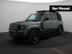 Land Rover Defender 110 - 2.0 P300e Trophy Edition Keswick Green | Cold Climate Pack | ClearSight achteruitkijkspieg