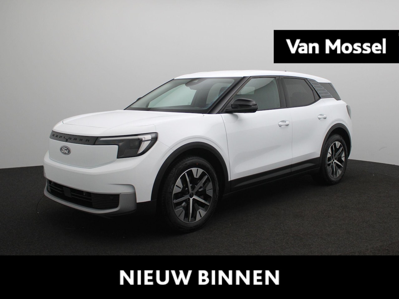 Ford Explorer - Select Extended Range RWD 77 kWh | UIT VOORRAAD LEVERBAAR | AGR stoelen | €4000 korting | - AutoWereld.nl