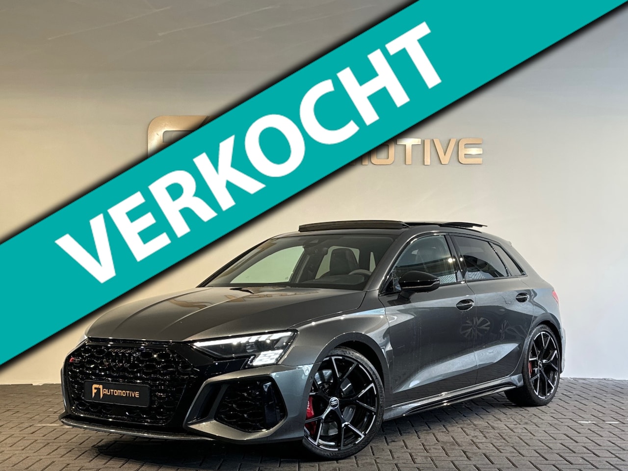 Audi RS3 - Sportback 2.5 TFSI quattro Pano|HuD|B&O|Keyless|VOL - AutoWereld.nl