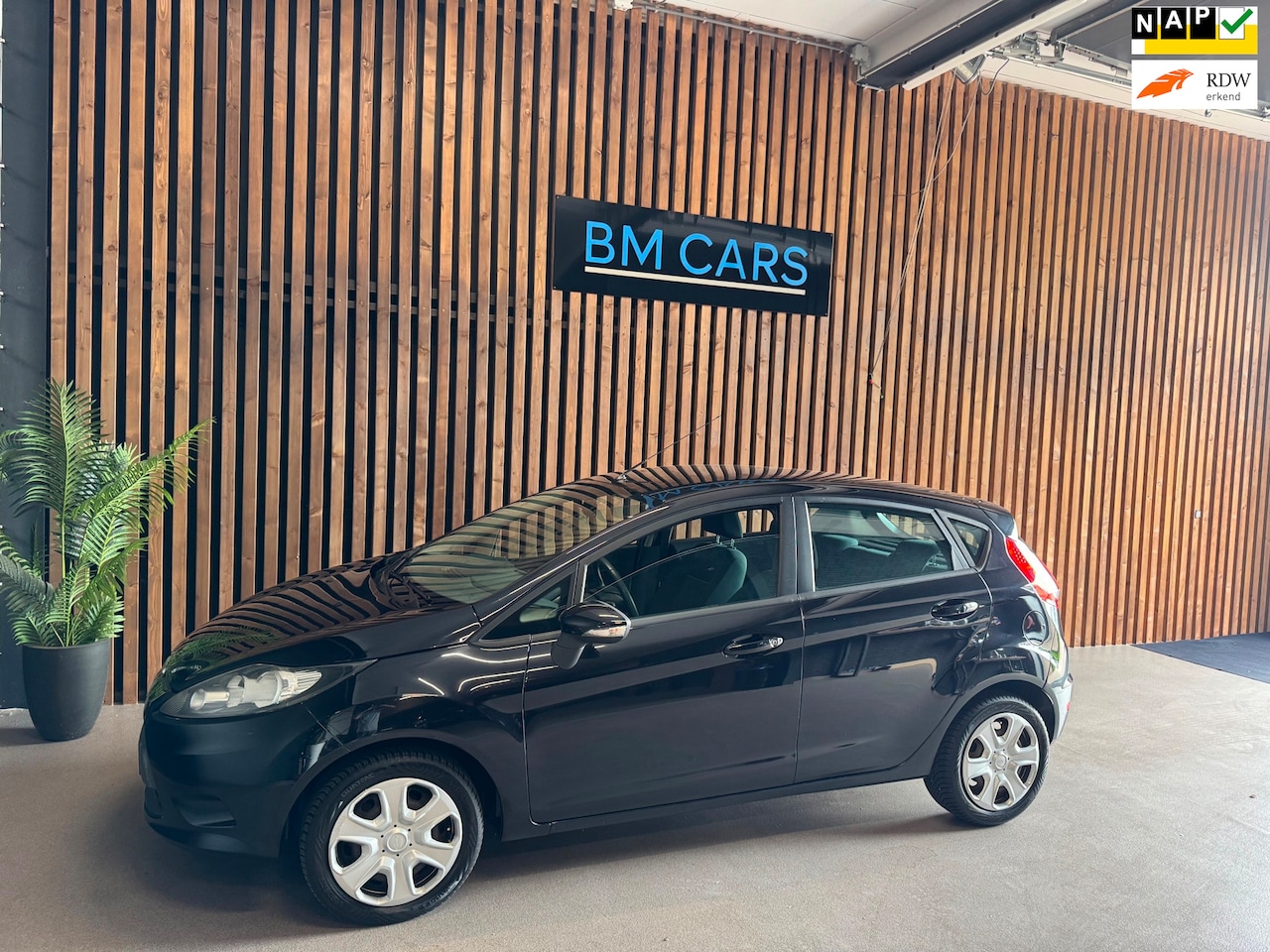 Ford Fiesta - 1.25 Limited Airco, 5 deurs, ruime apk - AutoWereld.nl