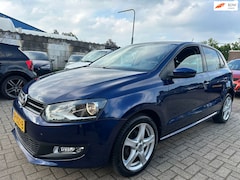 Volkswagen Polo - 1.4 Highline AIRCO/ STOELVERWARMING/ LM VELGEN