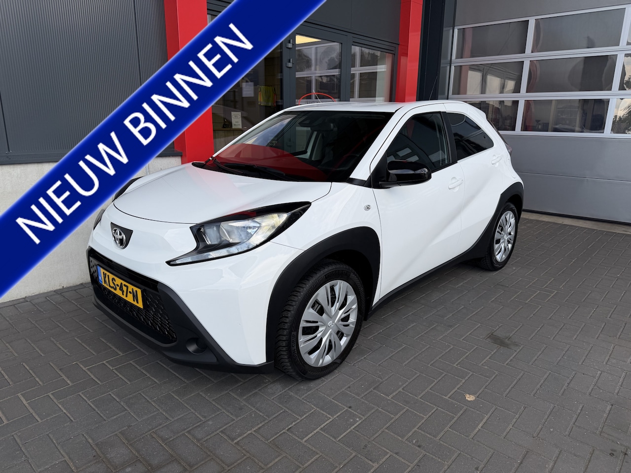 Toyota Aygo X - 1.0 VVT-i S-CVT play 1.0 VVT-i S-CVT Play - AutoWereld.nl