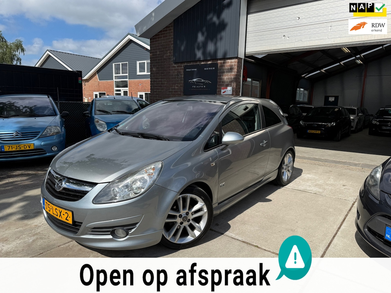 Opel Corsa - 1.4-16V Cosmo |NEW APK|NAP KM|AIRCO|CLIMA|PDC ACHTER|SUURBED|LM VELGEN|ELECT.PAKKET|CENTRL - AutoWereld.nl