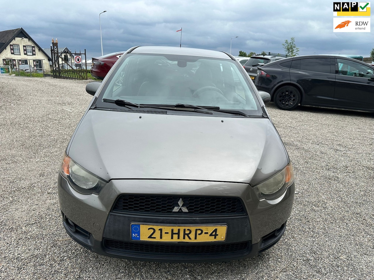 Mitsubishi Colt - 1.3 Instyle Automaat Airco Cruise Trekhaak Leer StoelVerwarming Nette Auto - AutoWereld.nl