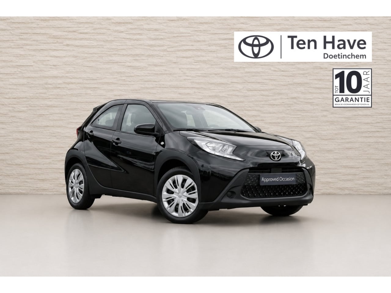 Toyota Aygo X - 1.0 VVT-i MT Play | Achteruitrijcamera | Buitenspiegels elektris - AutoWereld.nl