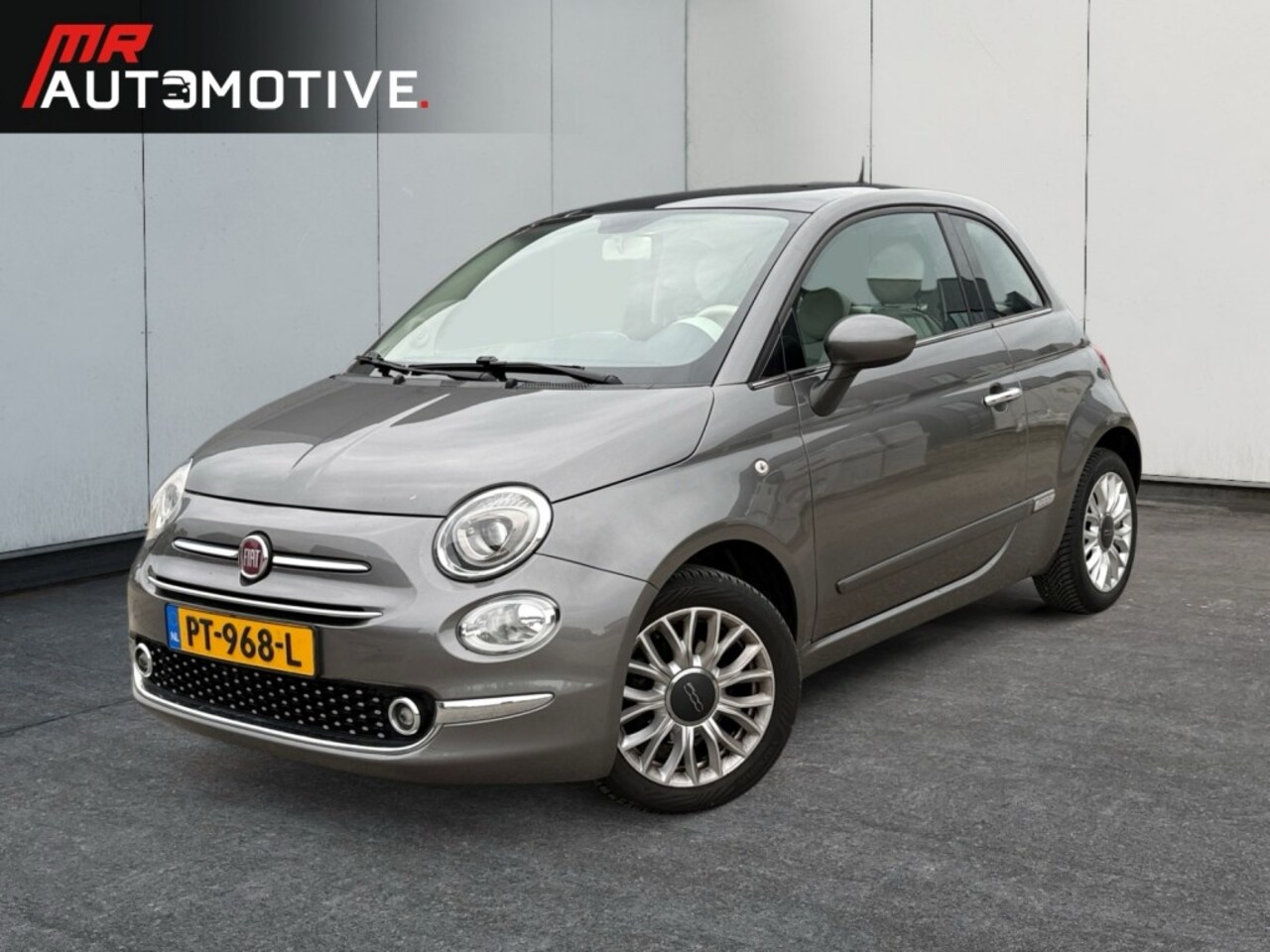 Fiat 500 - 1.2 Lounge - Pano, Parkeersensoren, Schermpje, Airco - AutoWereld.nl