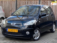 Hyundai i10 - 1.1 i-Catcher NL AUTO I AIRCO I NAVI I APK I LMV I ELEK.RAMEN