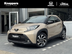 Toyota Aygo X - 1.0 VVT-i Pulse Apple/Android, Cruise control, Lichtmetalen velgen 17", Voorstoelen verwar