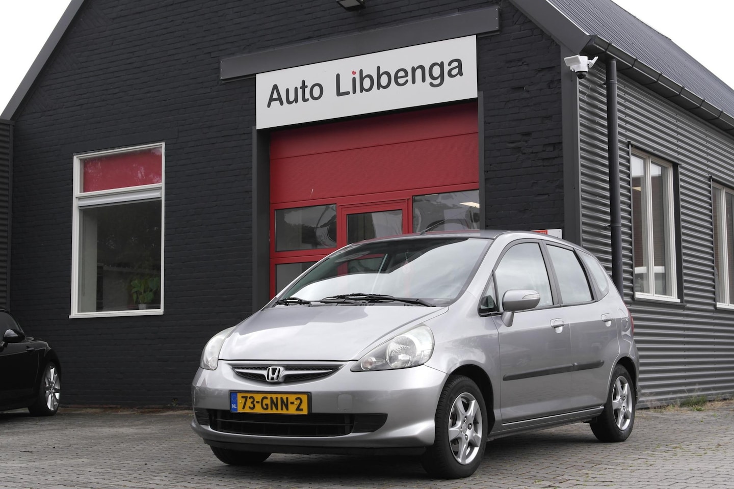 Honda Jazz - 1.4 LS AIRCO ECC / STUURBEKR. / C.V. / APK TOT 02-2027 / METALLIC LAK / LM VELGEN / APK TO - AutoWereld.nl