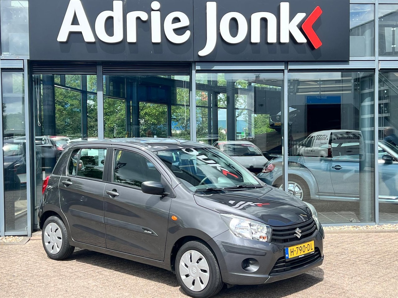 Suzuki Celerio - 1.0 Comfort PARKEERSENSOREN | BLUETOOTH | AIRCONDITIONING | 1e EIGENAAR | NED.AUTO | ZEER - AutoWereld.nl