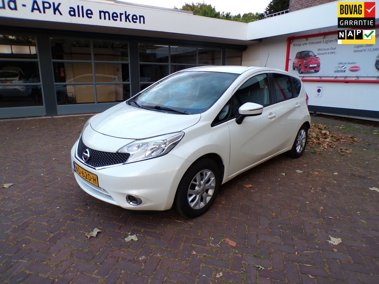 Nissan Note - 1.2 Connect Edition Navi./Climate Control/15"LMV/Trekhaak/Pearl white metallic - AutoWereld.nl