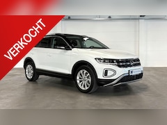 Volkswagen T-Roc - 1.5 TSI Life Business | 1 jr BOVAG garantie | Pano dak | Virtual cockpit