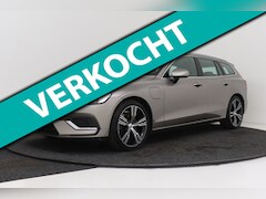 Volvo V60 - 2.0 T8 Twin Engine AWD Inscription | Trekhaak | Panoramadak | Org NL | CarPlay | Camera |
