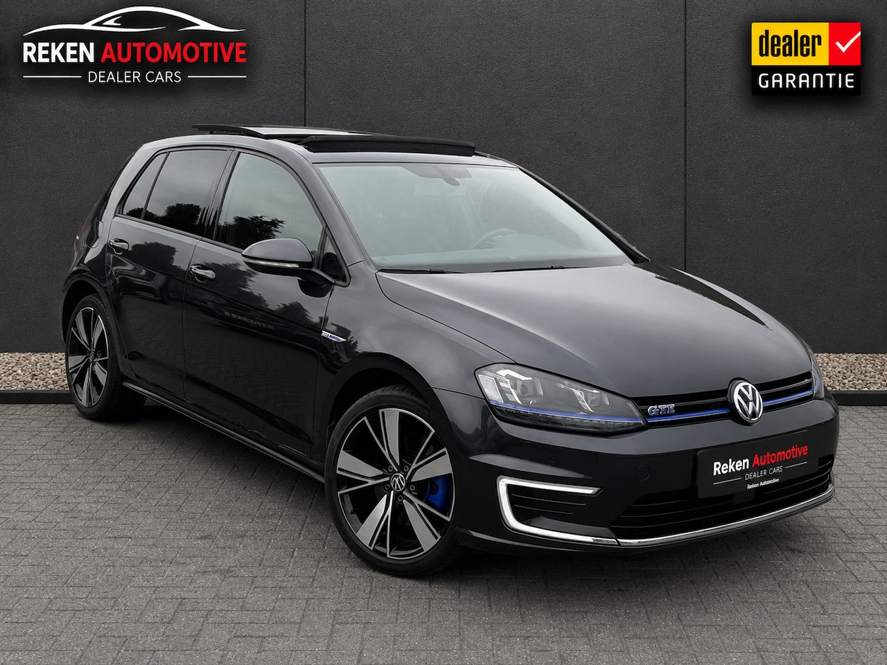 Volkswagen Golf - TSI GTE Plug-in Hybrid Pano CarPlay Navi Cruise - AutoWereld.nl