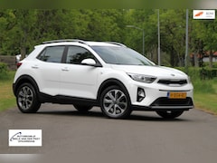 Kia Stonic - 1.0 T-GDi DynamicLine / Apple Carplay en Android Auto / Van 1e eigenaar / Airco / Navigati