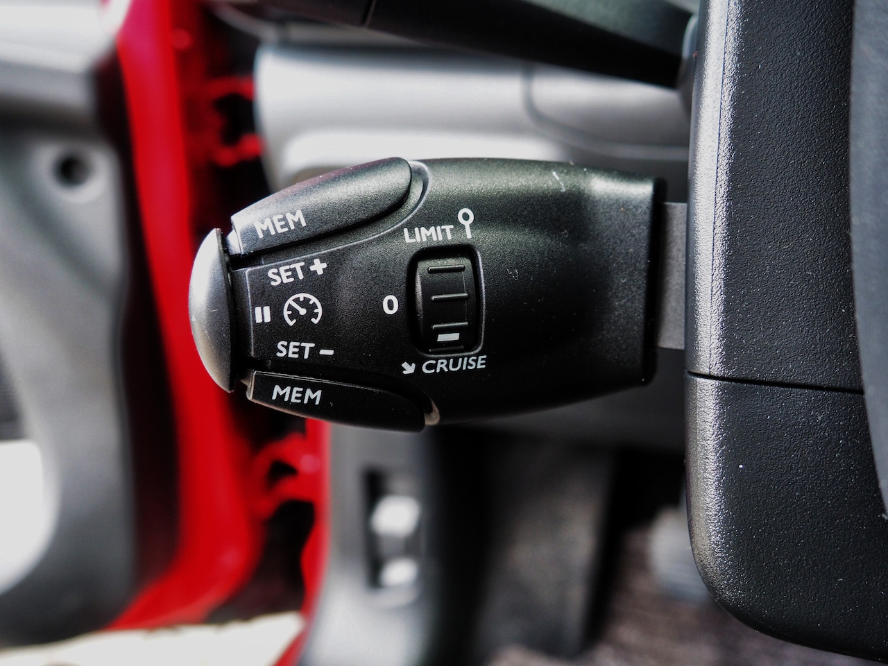 Citroën C3 - 1.2 PureTech Shine CLIMA CAMERA PARKEER S.